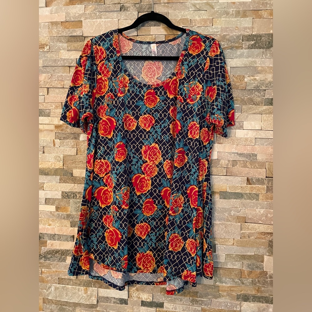 LuLaRoe L Floral Shirt